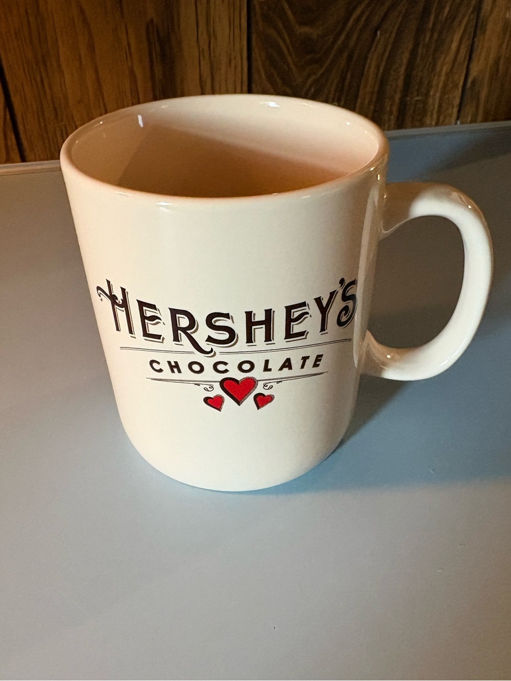 Hershey's Chocolate Ceramic Mug - Cream with Red Hearts